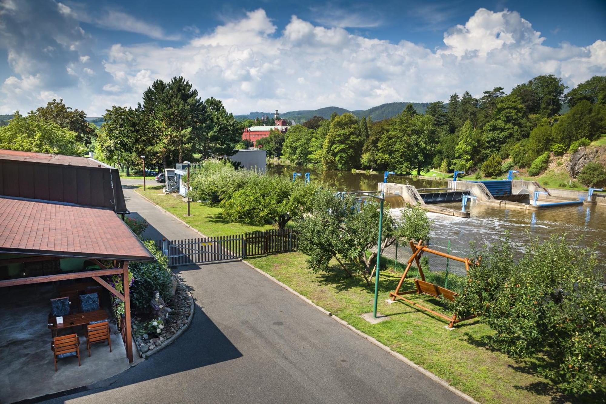 Pension U Jezu Klášterec nad Ohří Buitenkant foto